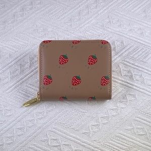 Small Wallet for Women,Cute Mini Strawberry Zipper Wallet for Girls